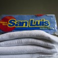 Jabon Azul y La Palma Bendita ♥ Two things to be thankful for: 1. Jabon Azul. This pile of amazingly brilliant bright white laundry is brought to you by Jabon Azul. Jabon Azul, I love you. These...