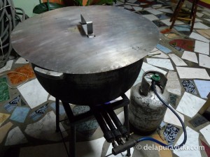 boiling tamales