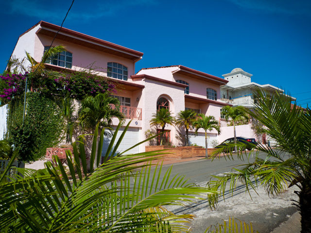 renting a home in costa rica