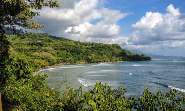 beautiful bay on the south pacific coast of costa rica
